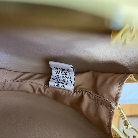 Nine West Round Black/Gold Clutch Bag - Picture 5 of 5